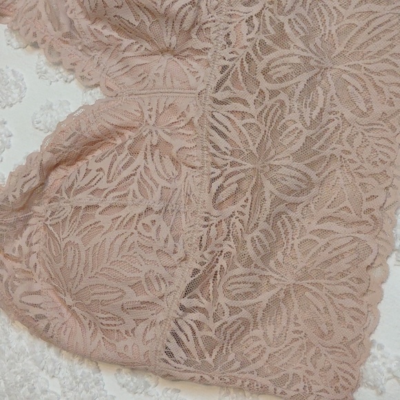 Aerie Lace Overlay Bralette Size medium - Picture 2 of 5